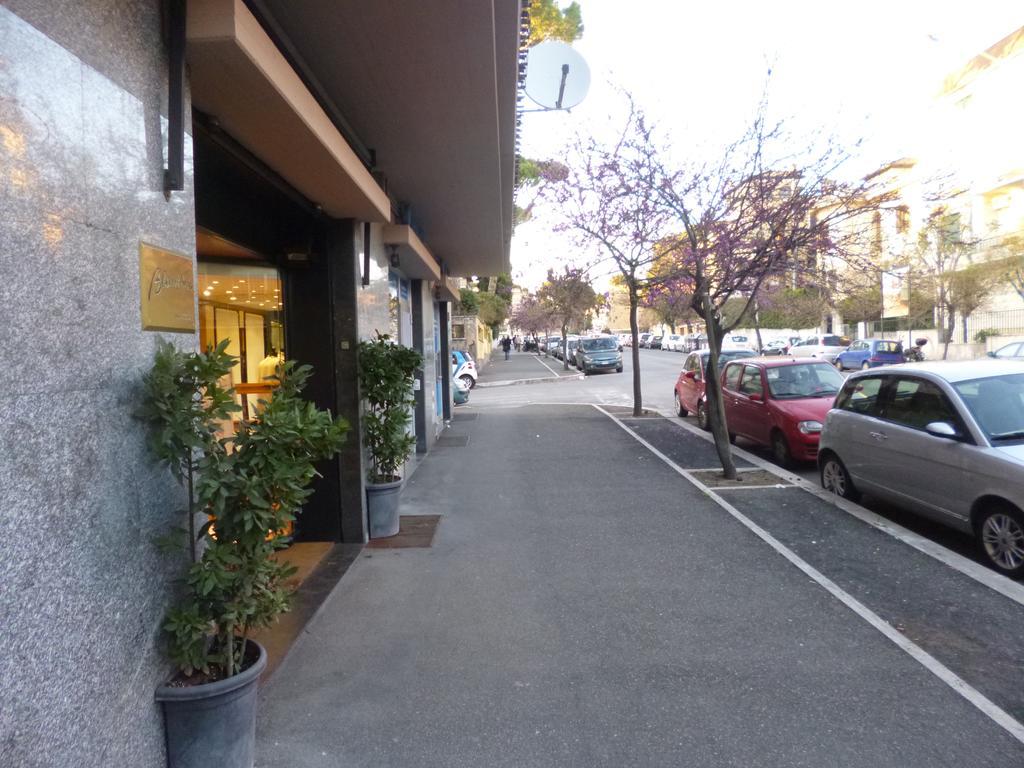 Gianicolo Residenza Carini Roma Exterior foto